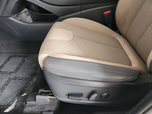 Used 2023 Hyundai Santa Fe SEL FWD image 25