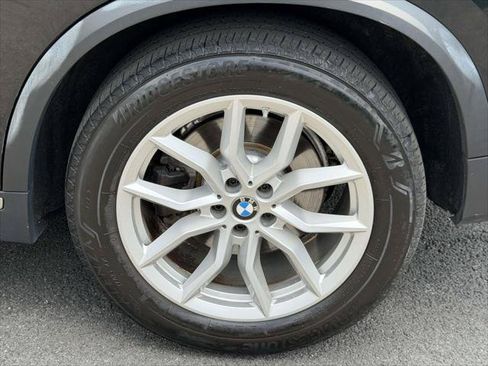 Used 2021 BMW X5 xDrive40i w/ Convenience Package AWD/4WD image 10