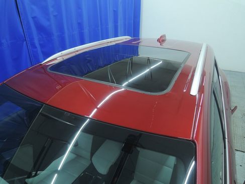 New 2026 Chevrolet Equinox EV LT image 4