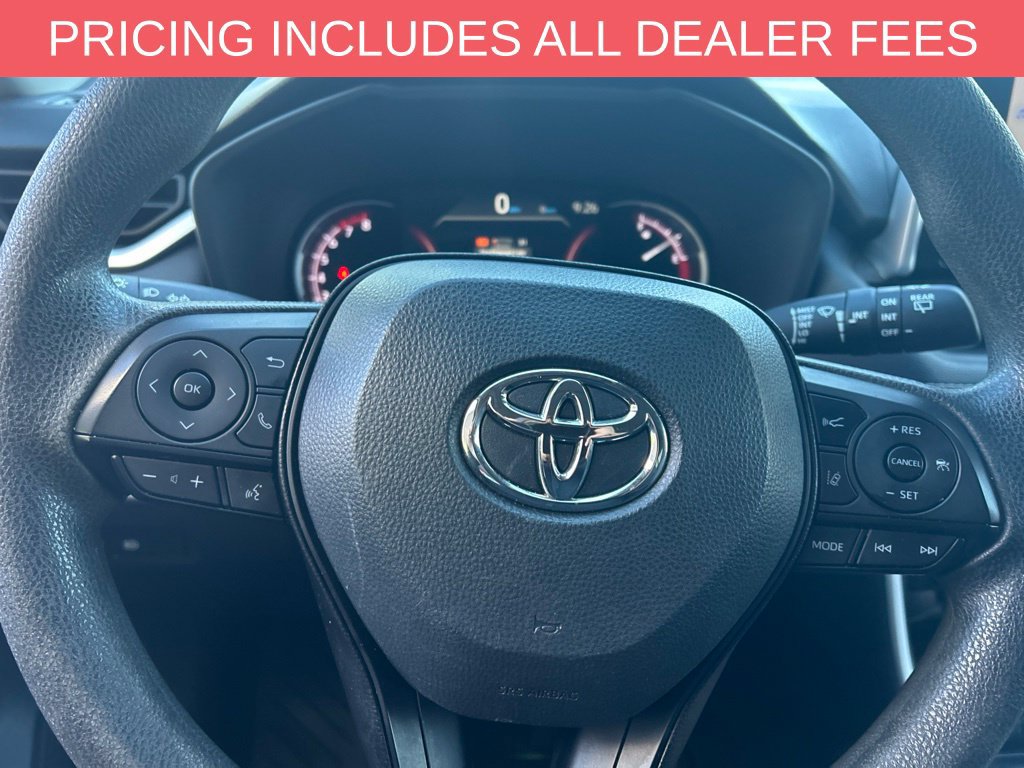 Used 2025 Toyota RAV4 XLE AWD/4WD image 46