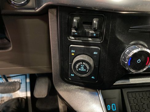 Used 2024 Ford F150 Platinum w/ Equipment Group 703A Plus AWD/4WD image 37