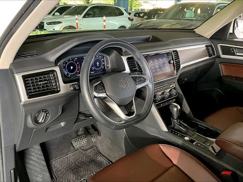 Used 2022 Volkswagen Atlas SE image 17
