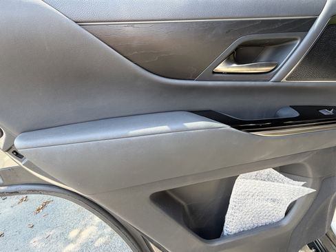 Used 2022 Lexus LX 600 4WD w/ Accessory Package (Z1) image 29
