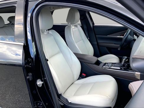 Used 2020 MAZDA CX-30 AWD w/ Premium Package image 8