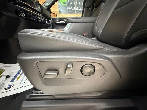 Used 2023 Chevrolet Silverado 1500 RST w/ Convenience Package II AWD/4WD image 18