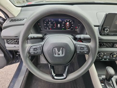 Used 2023 Honda Accord LX image 19