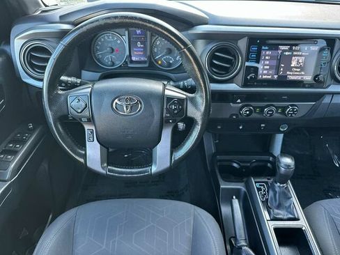 Used 2016 Toyota Tacoma TRD Off-Road w/ Towing Package RWD image 16