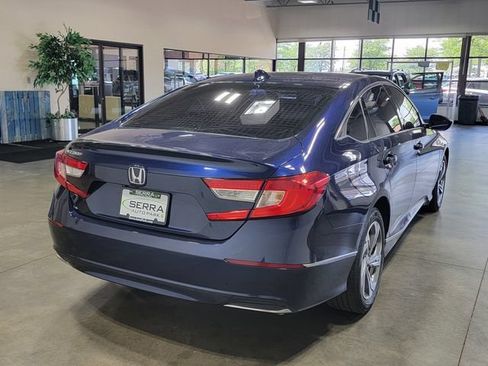 Used 2018 Honda Accord EX image 5
