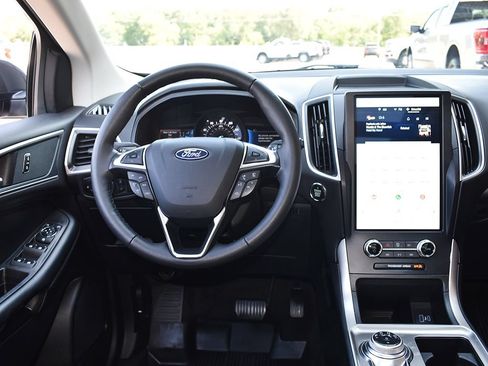 Used 2024 Ford Edge SEL w/ Convenience Package AWD/4WD image 17