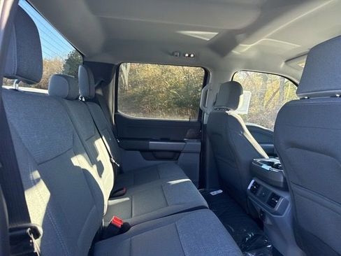 New 2025 Ford F150 Lightning XLT image 22