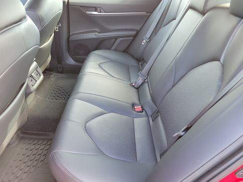 Certified 2023 Toyota Camry XLE FWD image 12