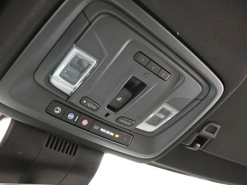 Used 2025 Chevrolet Silverado 1500 ZR2 w/ Technology Package image 24