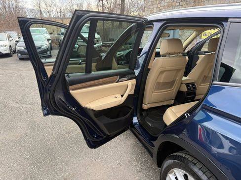 Used 2017 BMW X3 xDrive28i w/ Premium Package image 23