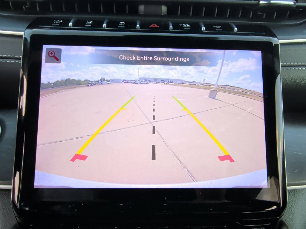 Used 2024 Jeep Grand Cherokee Limited RWD image 25