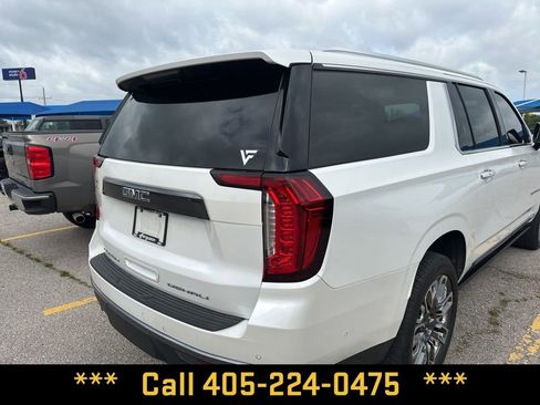 Used 2024 GMC Yukon XL Denali Ultimate AWD/4WD image 6