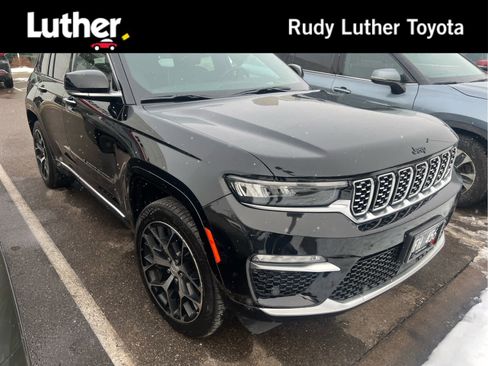 Used 2022 Jeep Grand Cherokee Summit image 1