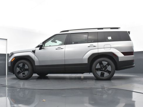 Used 2025 Hyundai Santa Fe SEL image 25