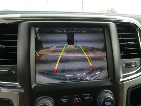 Used 2014 RAM 2500 Laramie w/ Convenience Group AWD/4WD image 20
