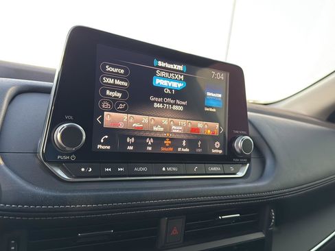 Used 2021 Nissan Rogue S image 21