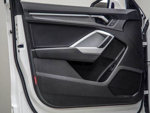 Used 2025 Audi Q3 2.0T Premium AWD/4WD image 31