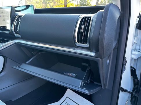 New 2025 Ford Expedition Platinum w/ Platinum Ultimate Package image 39