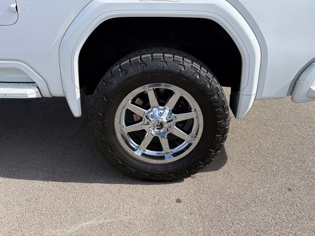 Used 2024 GMC Sierra 2500 Denali w/ Denali Reserve Package AWD/4WD image 26
