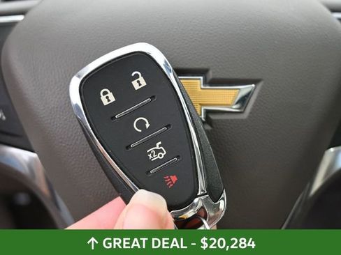 Used 2024 Chevrolet Malibu LT image 40