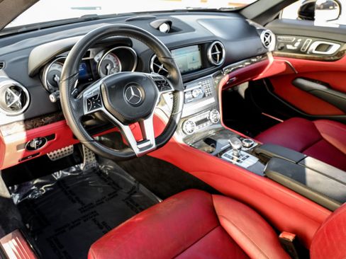 Used 2016 Mercedes-Benz SL 400 w/ Premium I Package image 2