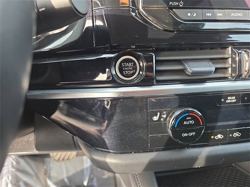 Certified 2024 Nissan Pathfinder SV image 21