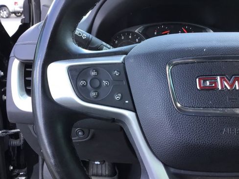 Used 2023 GMC Terrain SLT AWD/4WD image 12