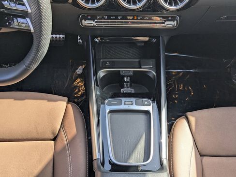 Used 2025 Mercedes-Benz GLA 250 GLA 250 image 6