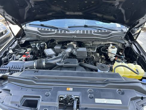 Used 2022 Ford F250 Lariat w/ Lariat Value Package image 9