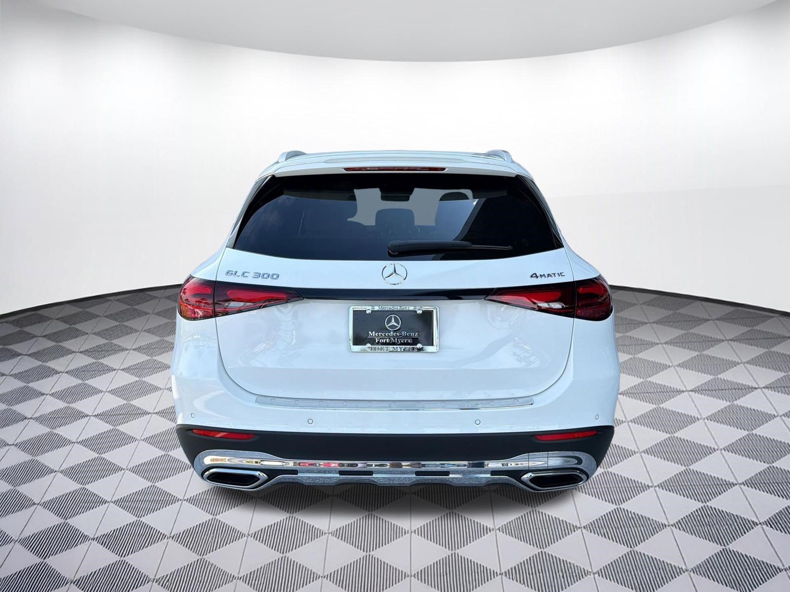 Used 2026 Mercedes-Benz GLC 300 4MATIC image 10