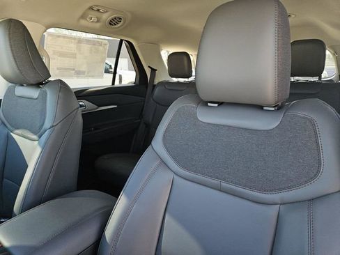 New 2026 Ford Explorer Active w/ Active Comfort Package image 18