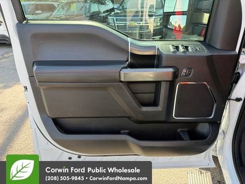 Used 2018 Ford F150 Lariat w/ Equipment Group 502A Luxury AWD/4WD image 14