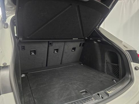 Used 2021 Porsche Macan AWD/4WD image 21