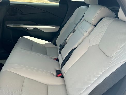 Used 2025 Lexus RX 350 F Sport w/ Accessory Package (Z1) AWD/4WD image 18