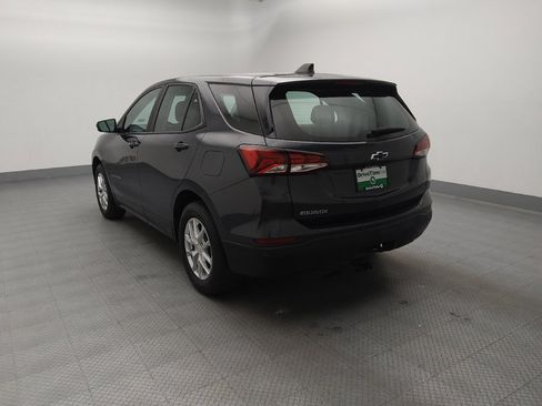 Used 2022 Chevrolet Equinox LS w/ Driver Confidence II Package FWD image 5