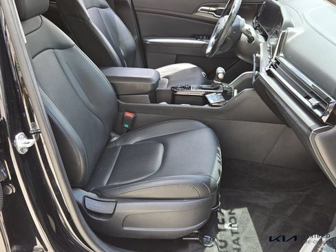 Certified 2023 Kia Sportage EX FWD image 17