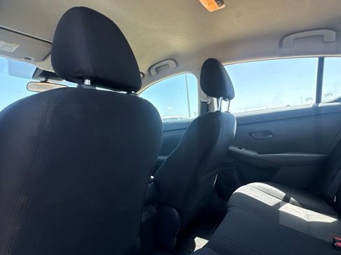 Certified 2025 Nissan Sentra SV FWD image 32