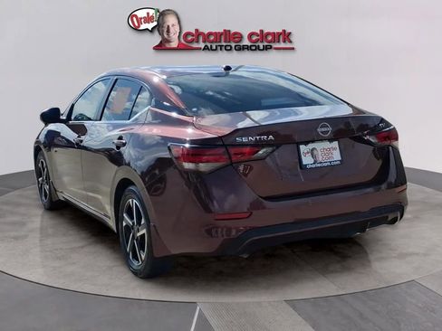 Used 2024 Nissan Sentra SV FWD image 3