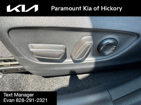 Used 2024 Toyota RAV4 XSE w/ Advanced Technology Package AWD/4WD image 19