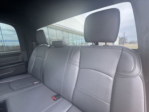 Used 2024 RAM 2500 Tradesman w/ Chrome Appearance Group image 16