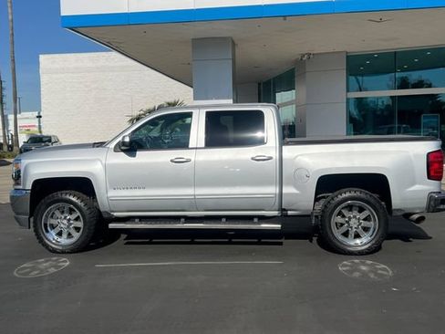 Used 2017 Chevrolet Silverado 1500 LT w/ LT Eassist Package RWD image 7