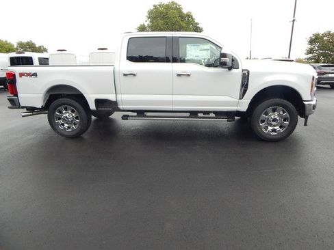 New 2026 Ford F250 Lariat w/ Chrome Package image 2