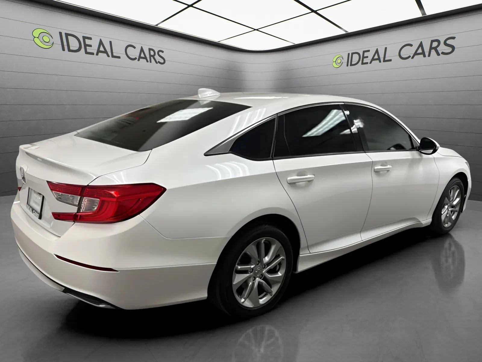 Used 2019 Honda Accord LX image 5