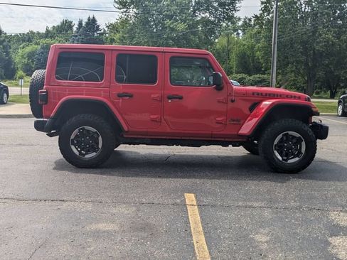 Used 2018 Jeep Wrangler Unlimited Rubicon AWD/4WD image 6