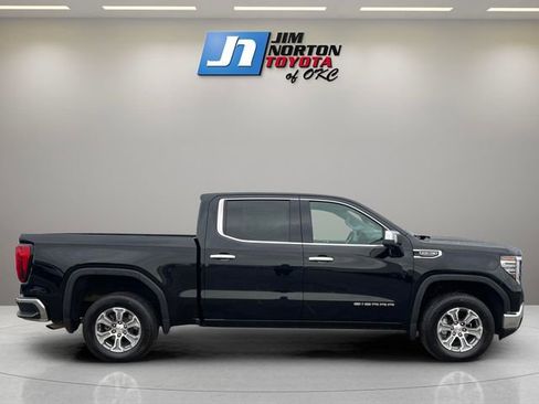 Used 2024 GMC Sierra 1500 SLT image 4