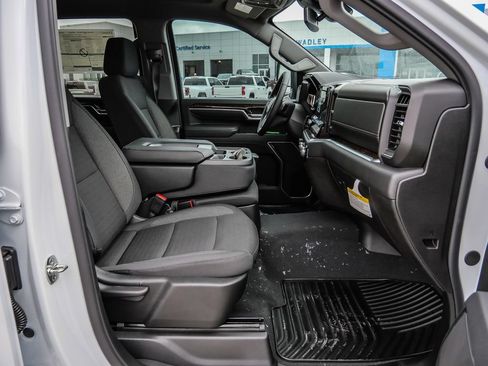 New 2026 GMC Sierra 3500 SLE w/ SLE Value Package AWD/4WD image 69