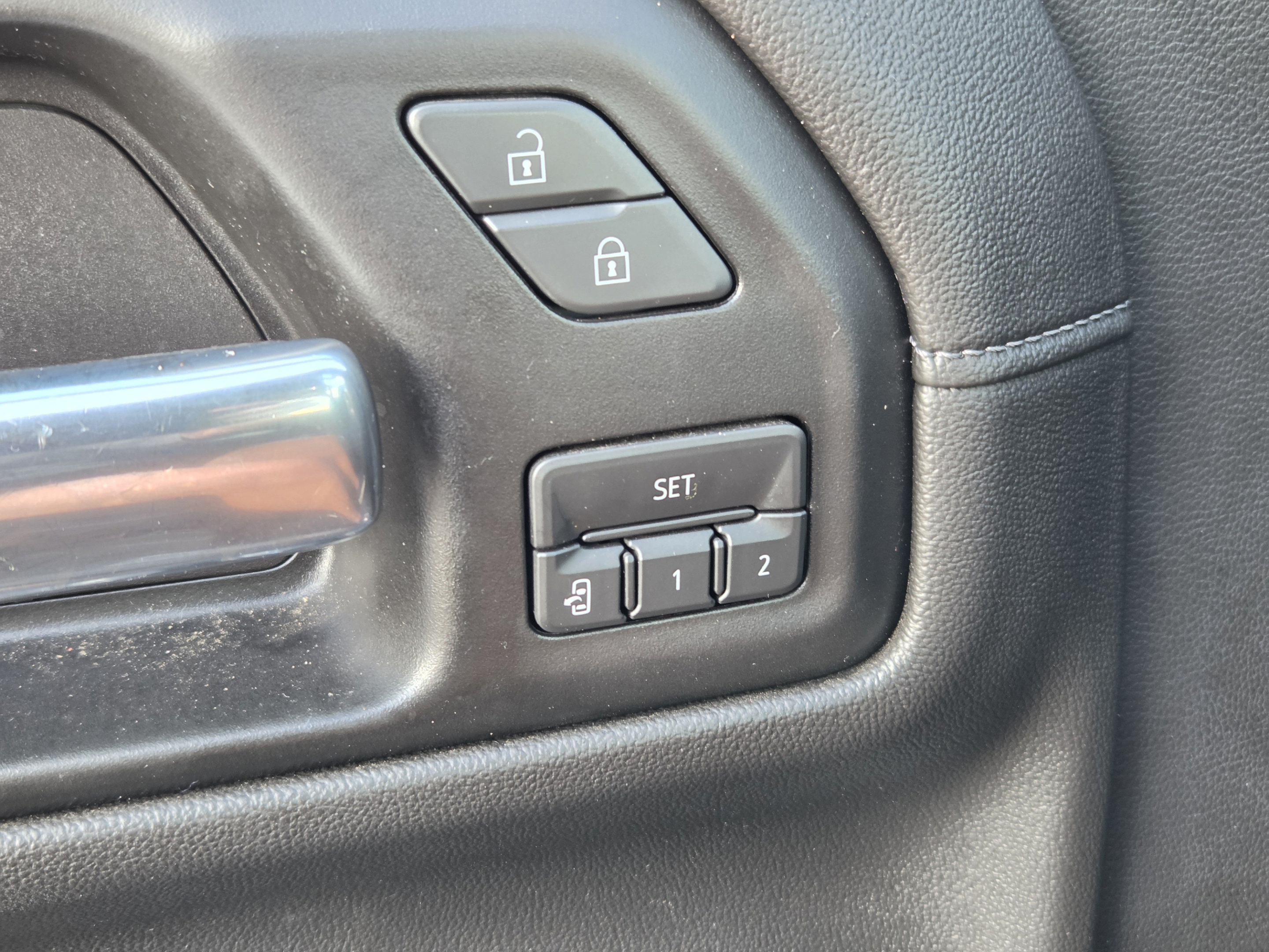 Used 2020 GMC Sierra 1500 Denali w/ Denali Ultimate Package AWD/4WD image 18